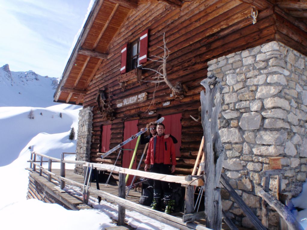 skialp-vallaccia_10 Front view of the Vallaccia hut
